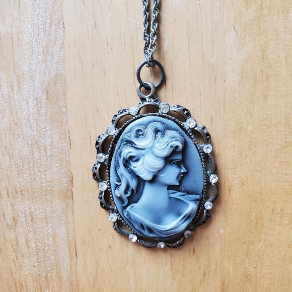 Cameo Blue and Silver Pendant Necklace - Picture 1 of 9